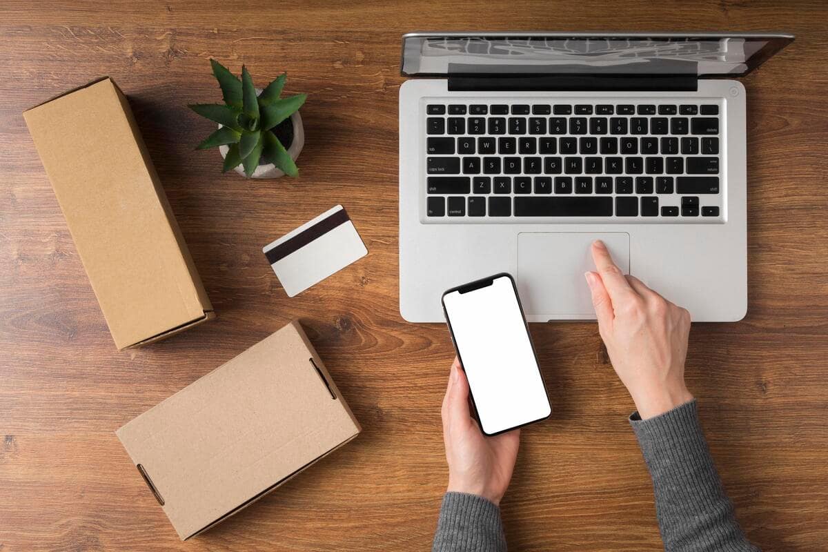 WordPress vs. Shopify vs. Custom: Ce Platformă să Alegi pentru Magazinul tău Online?